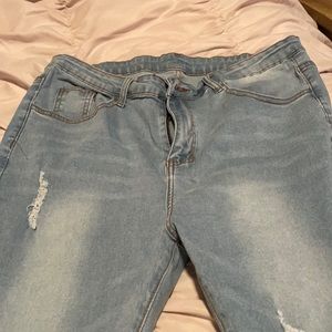 Women’s jeans